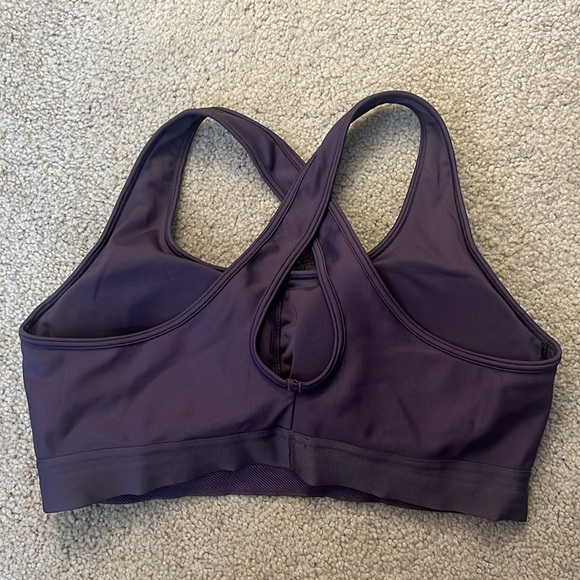 Under Armour sports bra - Picture 2 of 2
